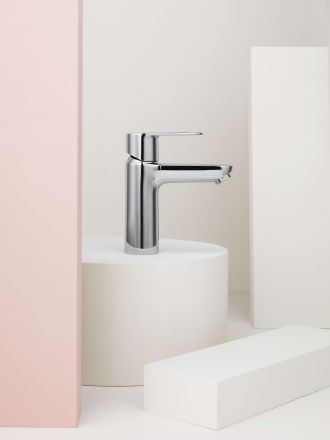 Смесител за умивалник Roca Victoria Plus с комфортна височина и клик витло