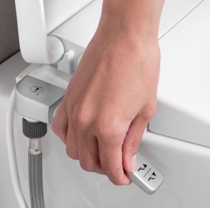 M4 MULTICLEAN ROUND ® седалка с вградена функция биде за подгряване и подсушаване