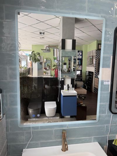 ALICANTE K правоъгълно огледало 60х80см с лед осветление и плака срещу изпотяване